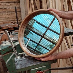 آینه گرد چوبی نراد روس با قطر  حدودا 50