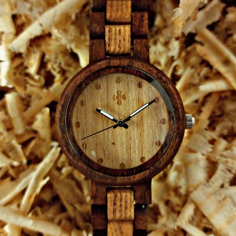 ساعت مچی چوبی مدل آبتین 