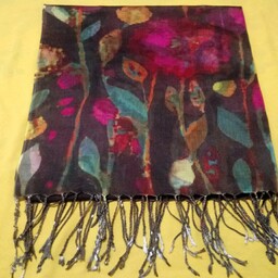 روسری شالی زنانه نخی و نازک مناسب فصل بهار در ابعاد 180 در 70 سانتیمتر 