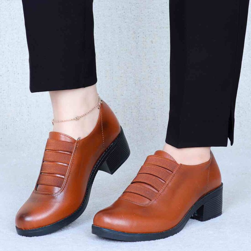 کفش زنانه چرم پاشنه دار - قهوه ای - A - ارسال سریع و رایگان به سراسر ایران