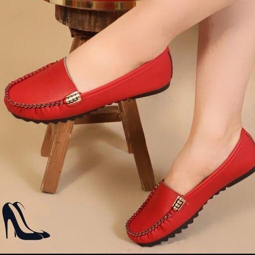 کفش زنانه جدید ارسال رایگان فوق العاده راحت و خوش پا سایز بندی 37 تا 40 رنگ بندی مشکی سفید قرمز  آبی  و زرشکی مدل فرزاد 