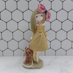 مجسمه دختر ایستاده با سگ-مجسمه باربی پلی استر خارجی 