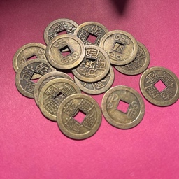 سکه ایچینگ  جنس محکم برنجی سایز متوسط یک عدد