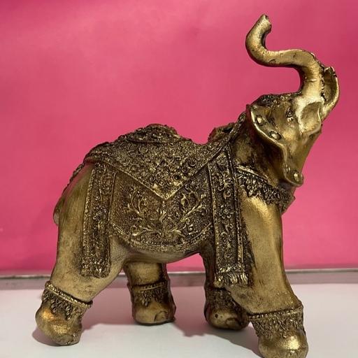 مجسمه فیل سایز متوسط جنس پلی استر رنگ طلایی