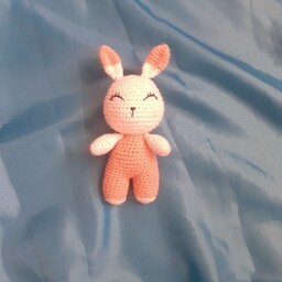 عروسک خرگوش دستبافت قابل سفارش در طرح و رنگ دلخواه