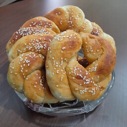 نان سیمیت ترکیه یک میان وعده عالی و یک نان خوشمزه به عنوان خوراکی مدرسه در محصولات خانگی چکو