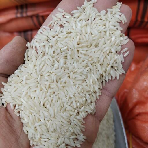 برنج هاشمی دودی گیلان  معطر درجه یک بسته های ده کیلویی   ارسال رایگان 
