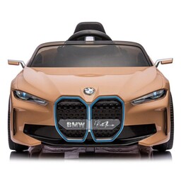 ماشین شارژی طرح BMW i4