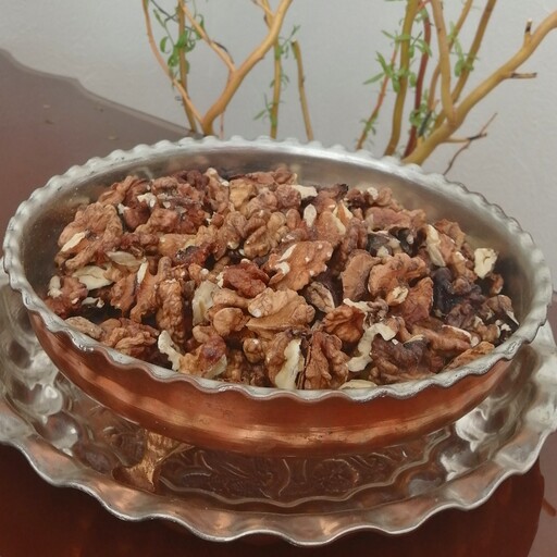 مغز گردو خورشتی(500 گرمی) 