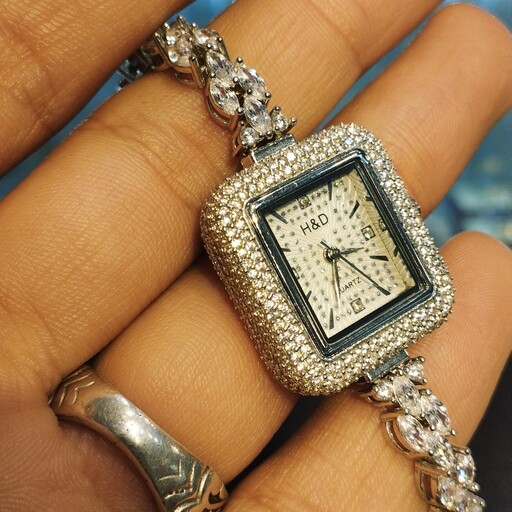 ساعت نقره زنانه عیار 925 نقره ایتالیایی آبکاری طلای سفید مدل مستطیل طرح  گل نقره جات بافندگان 
