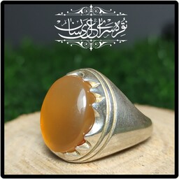 انگشتر نقره عقیق یمنی مردانه با حکاکی شرف الشمس 19 فروردین به اسم صاحب سنگ