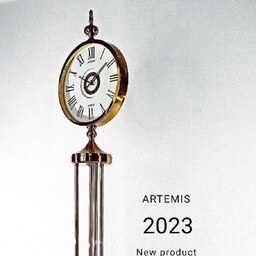 ساعت ایستاده آبکاری شده آرتمیس مدل 2032 رنگ طلایی صفحه سفید 