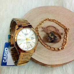 ساعت مردانه طلایی زیبا با جعبه و باتری اضافی و انگشتر دستبند