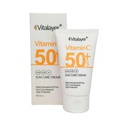  کرم ضد آفتاب ویتالیر بی رنگ  SPF50 مدل ویتامین سی(Vitamin C)مناسب انواع پوست حجم 40 میلی لیتر 