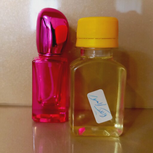 عطر لالیک لامور