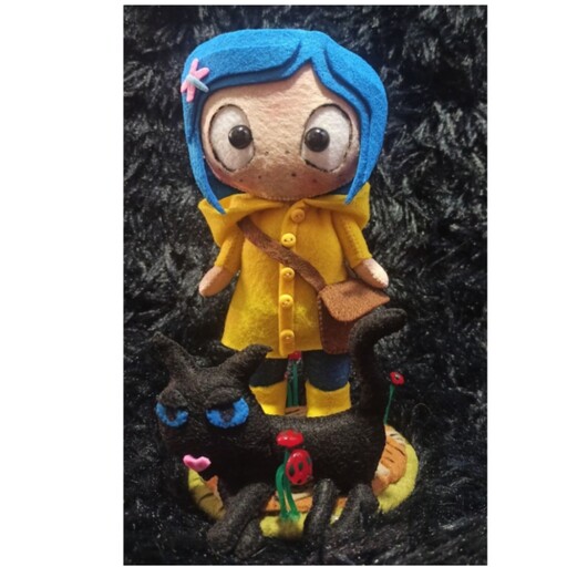 عروسک نمدی کورالین و گربه coraline