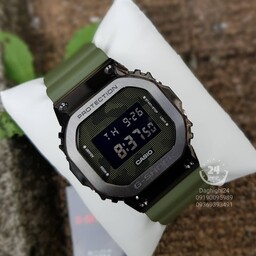 ساعت  مچی جی شاک مربعی قاب استیلG-Shock GM5600سبز مستر کوالیتی(های کپی)تنظیم اتوماتیک با پایتخت کشورها .اتولایت اتوماتیک