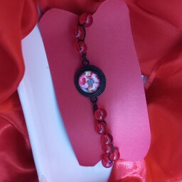 دستبند دخترانه رزینی مرواریدی قرمز مخصوص هدیه ارسال فوری 
