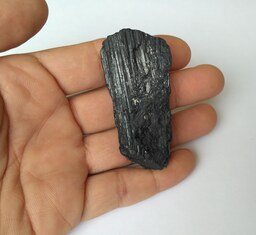 سنگ تورمالین سیاه 53 گرم (کد1242)