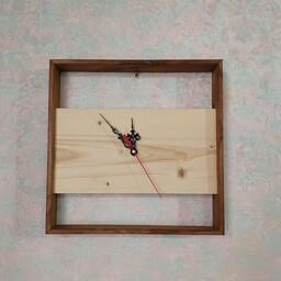 ساعت دیواری چوبی مربعی 23 سانتی از مجموعه محصولات چوبی هورتاش (پس کرایه)
