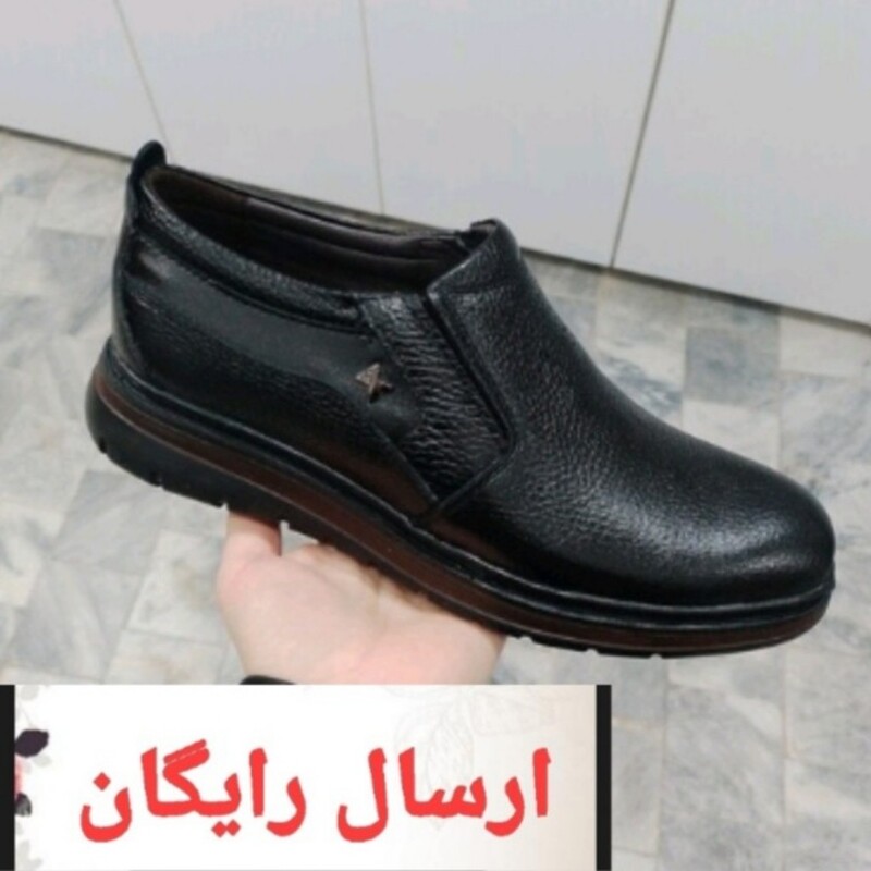 کفش مردانه چرم تبریز  (ارسال رایگان )کفش چرم طبیعی کفش مجلسی و اداری مردانه .مناسب افراد پنجه پهن