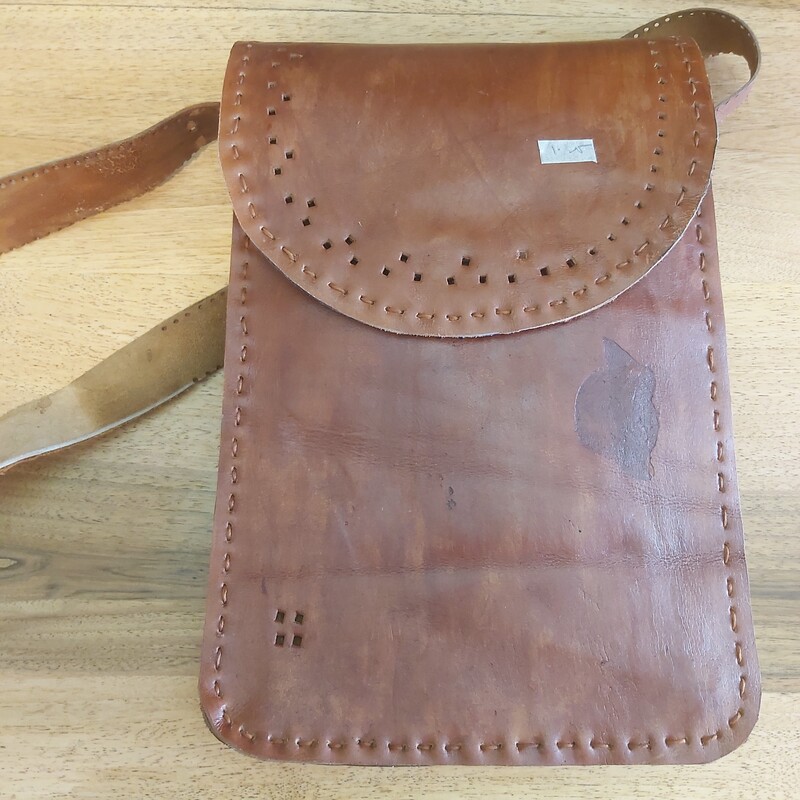 کیف چرمی شانه ای  دست ساز با چرم طبیعی بزی 