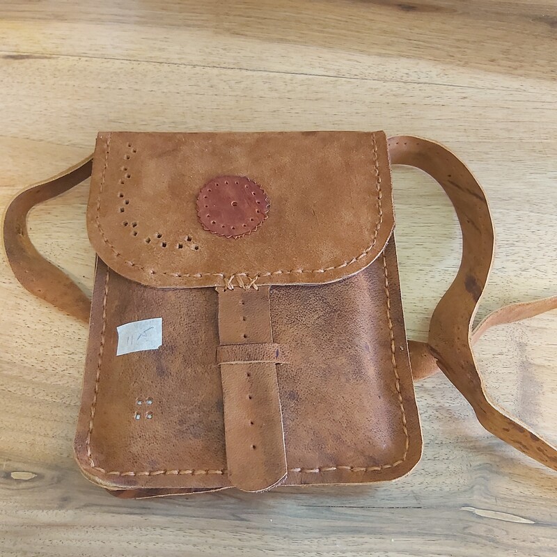 کیف چرم شانه ای  دست ساز با چرم طبیعی بزی 