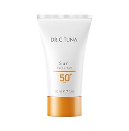 کرم ضد آفتاب و ضد لک SPF50 دکتر سی تونا فارماسی Farmasi مناسب انواع پوست