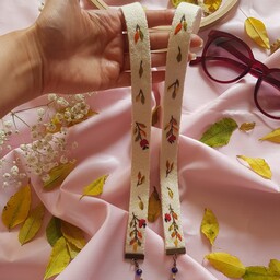 بند عینک گلدوزی شده با دست جنس پارچه کتان نخ با طول 85 سانت