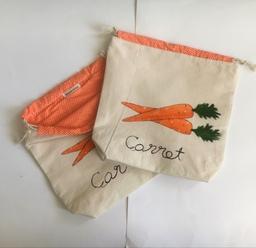 کیسه پارچه ای استر دار ،توت بگ پارچه ای،نقاشی با دست ،طرح هویج