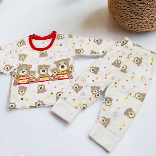 لباس نوزادی  4تکه ست سه بچه خرس. کاربردی. نرم. لطیف. وراحت و شیک. سایز  0 تا 9 ماه. جنس نخ پنبه. سازگار باپوست کودک 