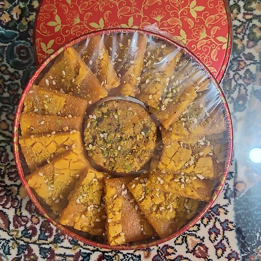 سوهان روغن نباتی 250 گرمی تخت و سکه و باقلوایی سوهان قم