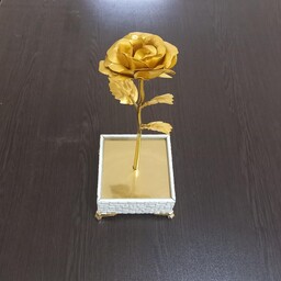 گل روکش طلا با شناسنامه به همراه باکس رومیزی و امکان حک اسم 