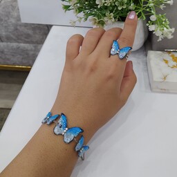 دستبند و انگشتر آبی سفید با اتصالات نقره ای.دستبند رنگ ثابت و انگشتر معمولی