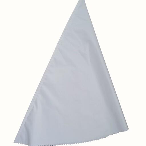 قیف خامه زنی سفید رنگ یک جفت سایز متوسط مناسب برای قنادی 