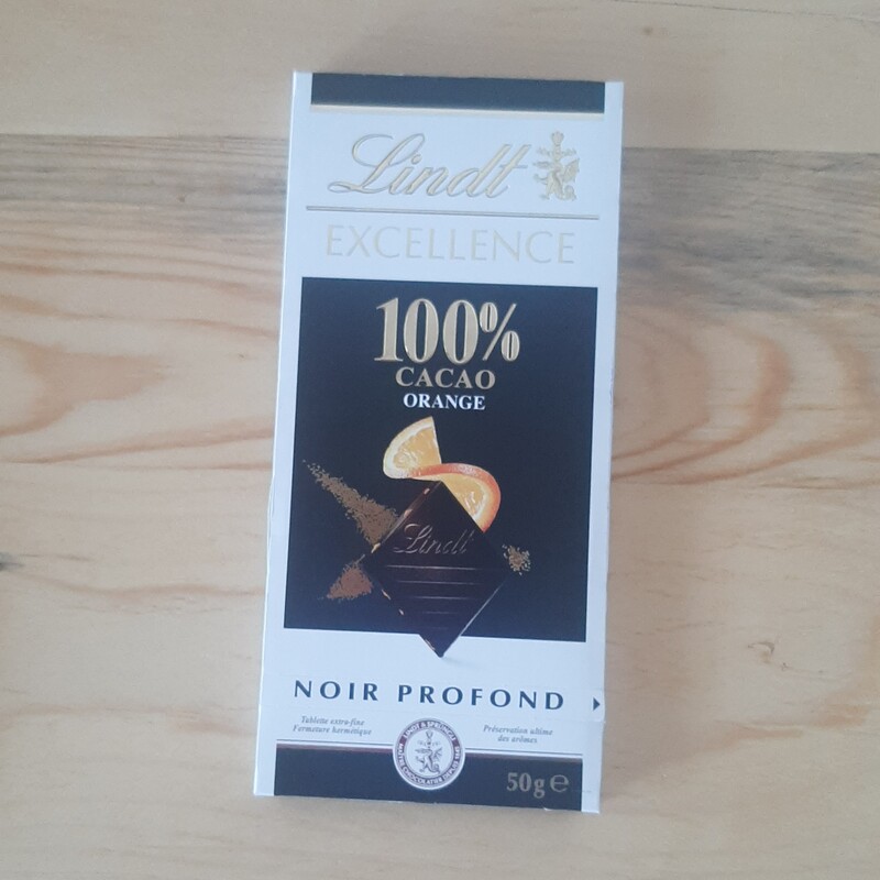 شکلات تلخ Lindt Excellence مدل 100درصد کاکائو 