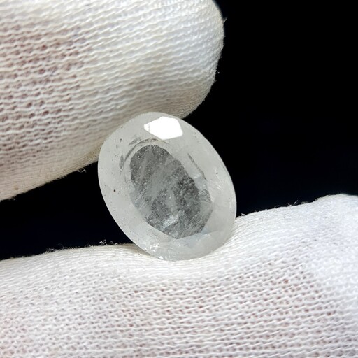  نگین سنگ طبیعی توپاز سفید معدنی با وزن 9.5 قیراط 
کد 30662