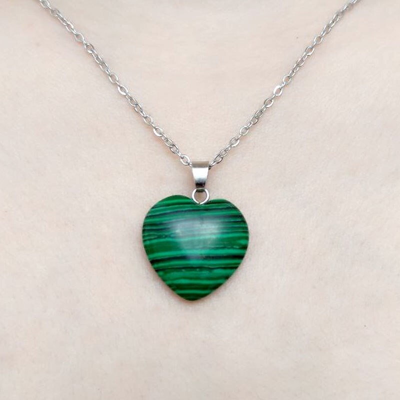 گردنبند زنانه و دخترانه سنگ مالاکیت سبز طرح قلب با زنجیر استیل نقره ای رنگ ثابت