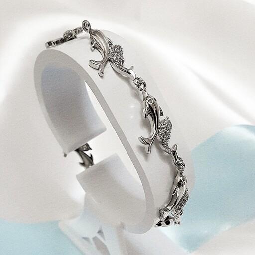 دستبند جواهری طرح دلفین برند Cm....