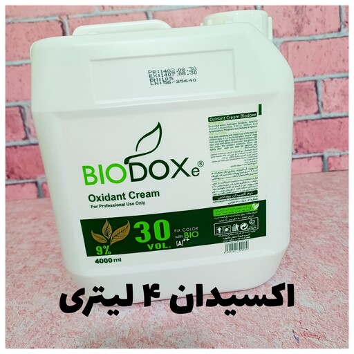 کرم اکسیدان 9 درصد Biodoxe حجم 4 لیتر