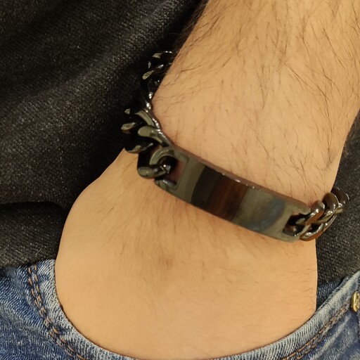 دستبند مردانه مارک کارتیر مشکی پلاک دار قفل مگنتی