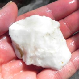 سنگ راف جاسپر سفید عقیق شیری معدنی q8