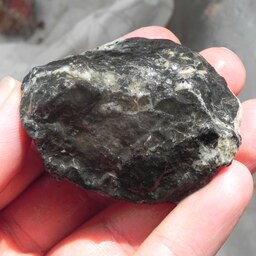 سنگ راف اونیکس جاسپر سیاه عقیق مشکی معدنی q21