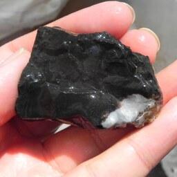 سنگ راف اونیکس جاسپر سیاه عقیق مشکی معدنی q16