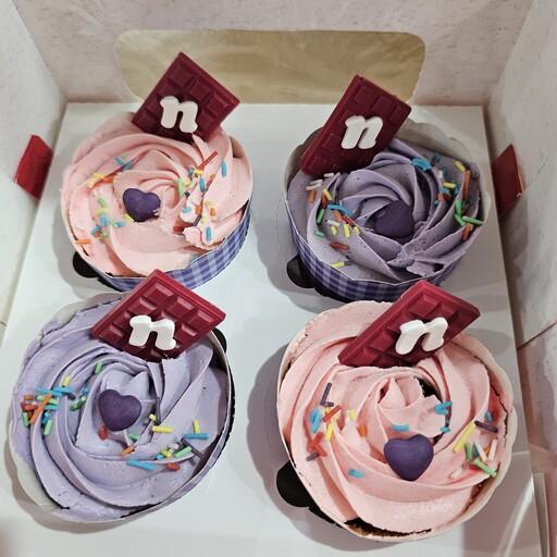 کاپ کیک تولد خونگی  با طرح های زیبا و مختلف طبق سلیقه شما و سفارش شما 