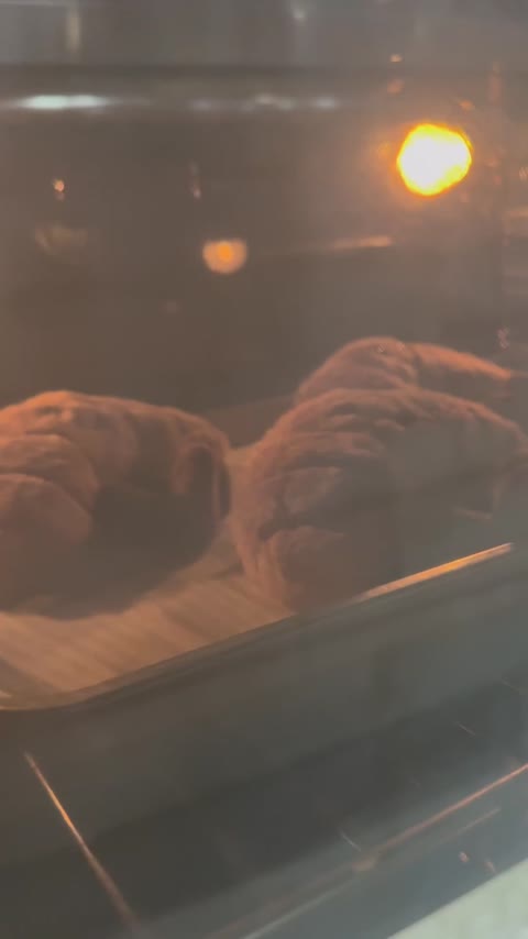 عروسک کروسان 