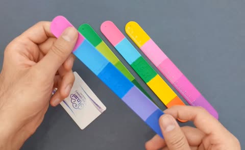 خط کش 20 سانتی سیلیکونی دست بند شو هیرو طرح رنگین کمان