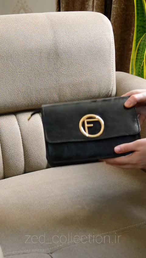 کیف پاسپورتی FENDI 
