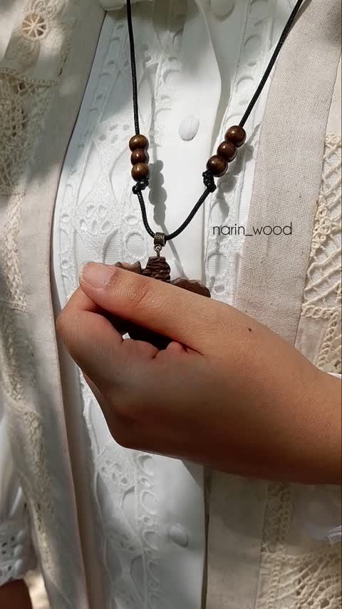 گردنبند چوبی ایران