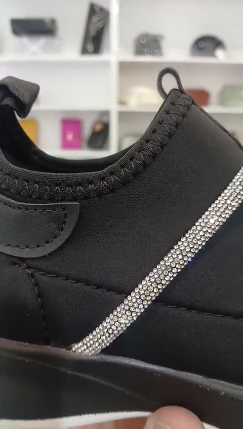 اسپورت نوار نگینی